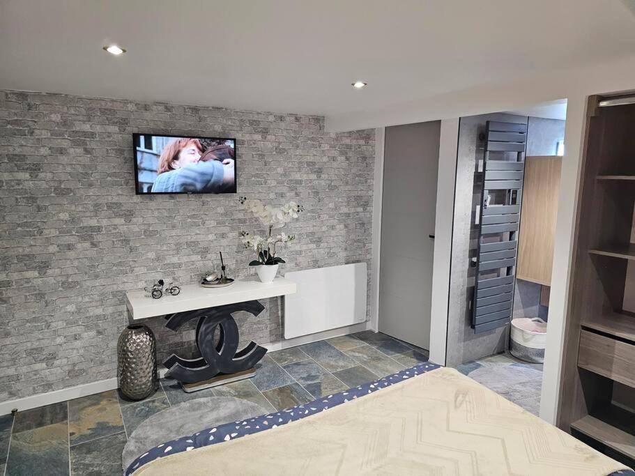 Loft 6 Couchages Apartment โกเตอเรต์ ภายนอก รูปภาพ