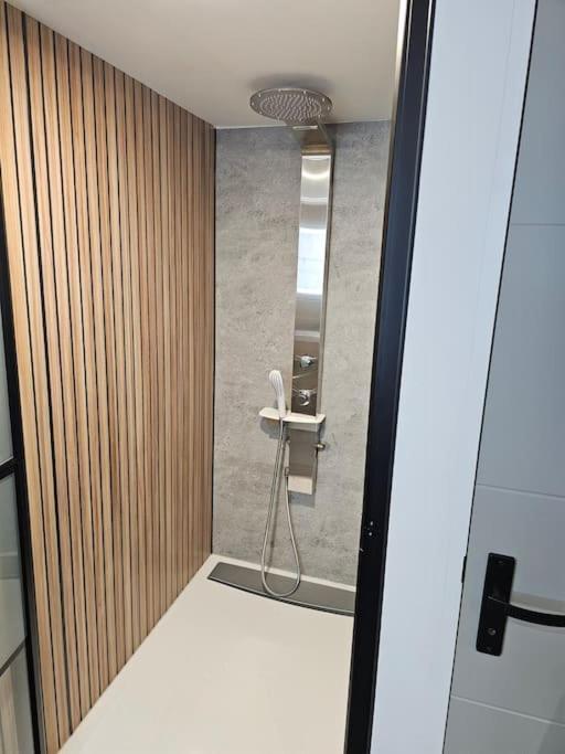 Loft 6 Couchages Apartment โกเตอเรต์ ภายนอก รูปภาพ